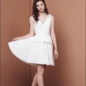 Cosette Bianca Dress 100% cotton white pleated preppy peplum Size 0